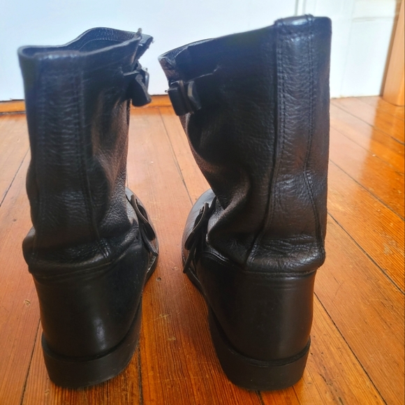 Frye Veronica Boots, size 6.5, black - Picture 3 of 5
